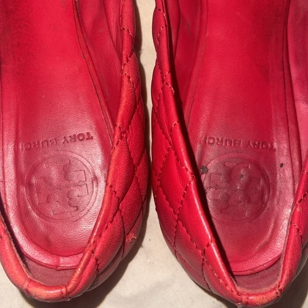 Tory Burch quilted Quinn flats with dust bag